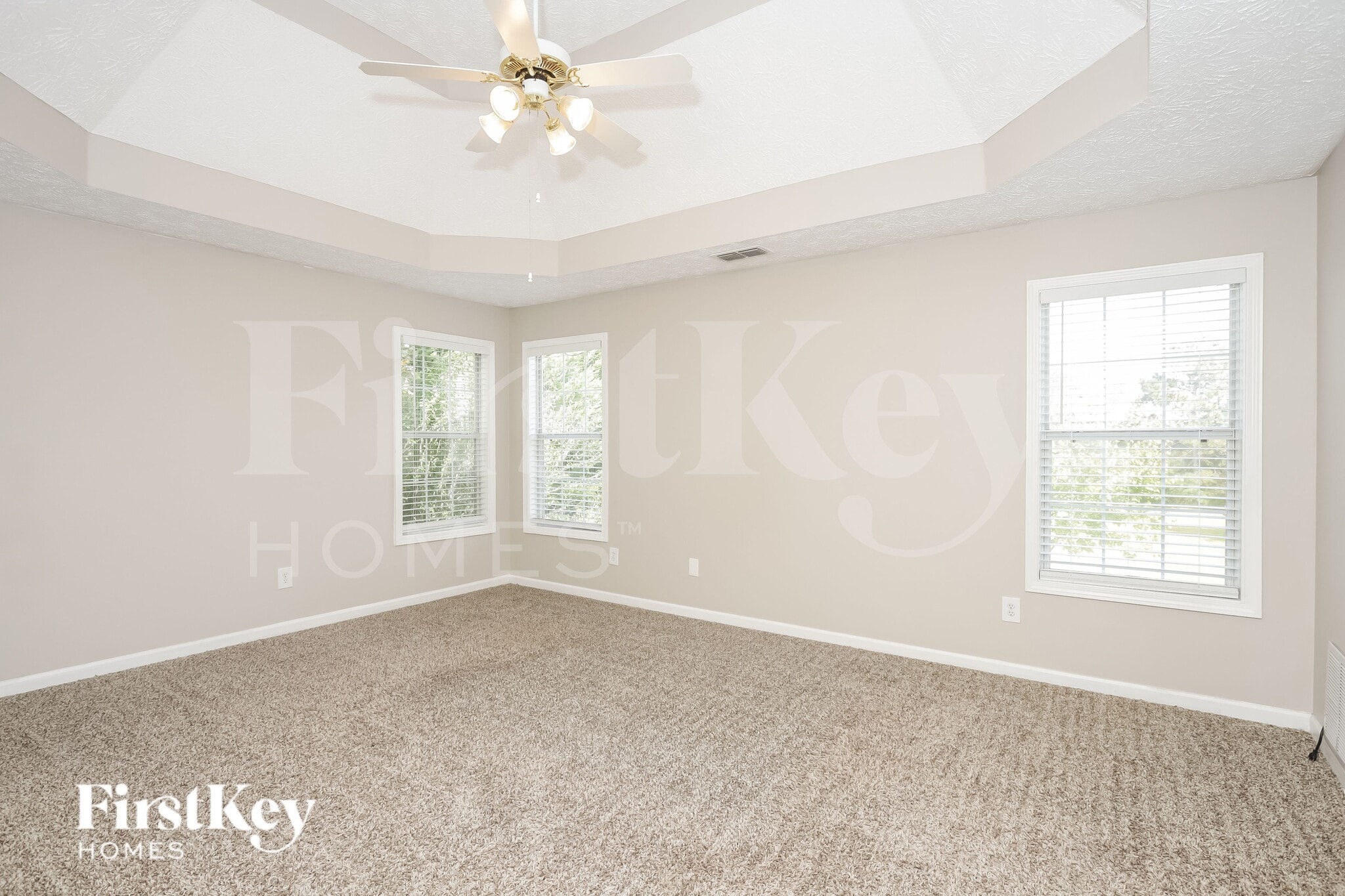 Building Photo - 112 Wyckliffe Dr