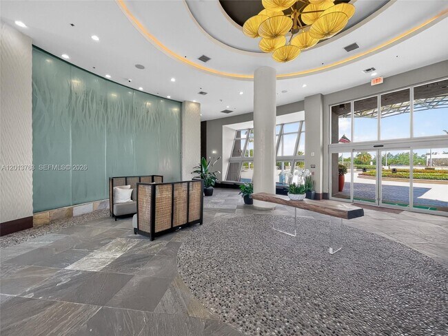 Building Photo - 2681 N Flamingo Rd
