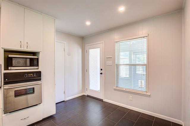 Building Photo - 6562 Locke Ave