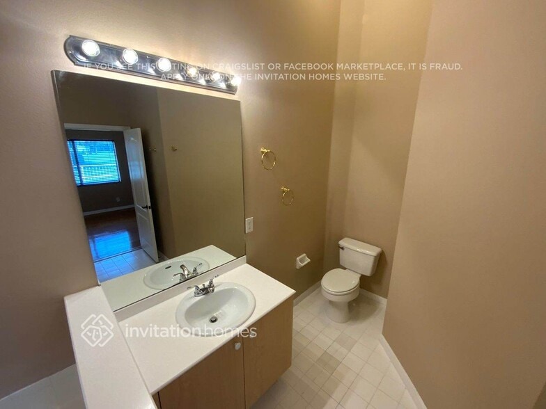 Building Photo - 5785 Raceway Rd