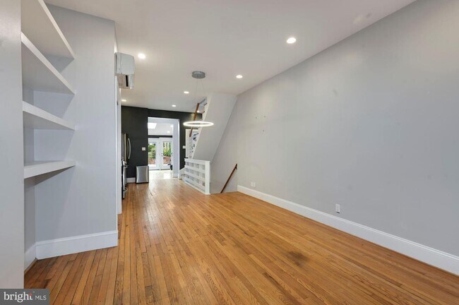 Building Photo - 3416 N St NW