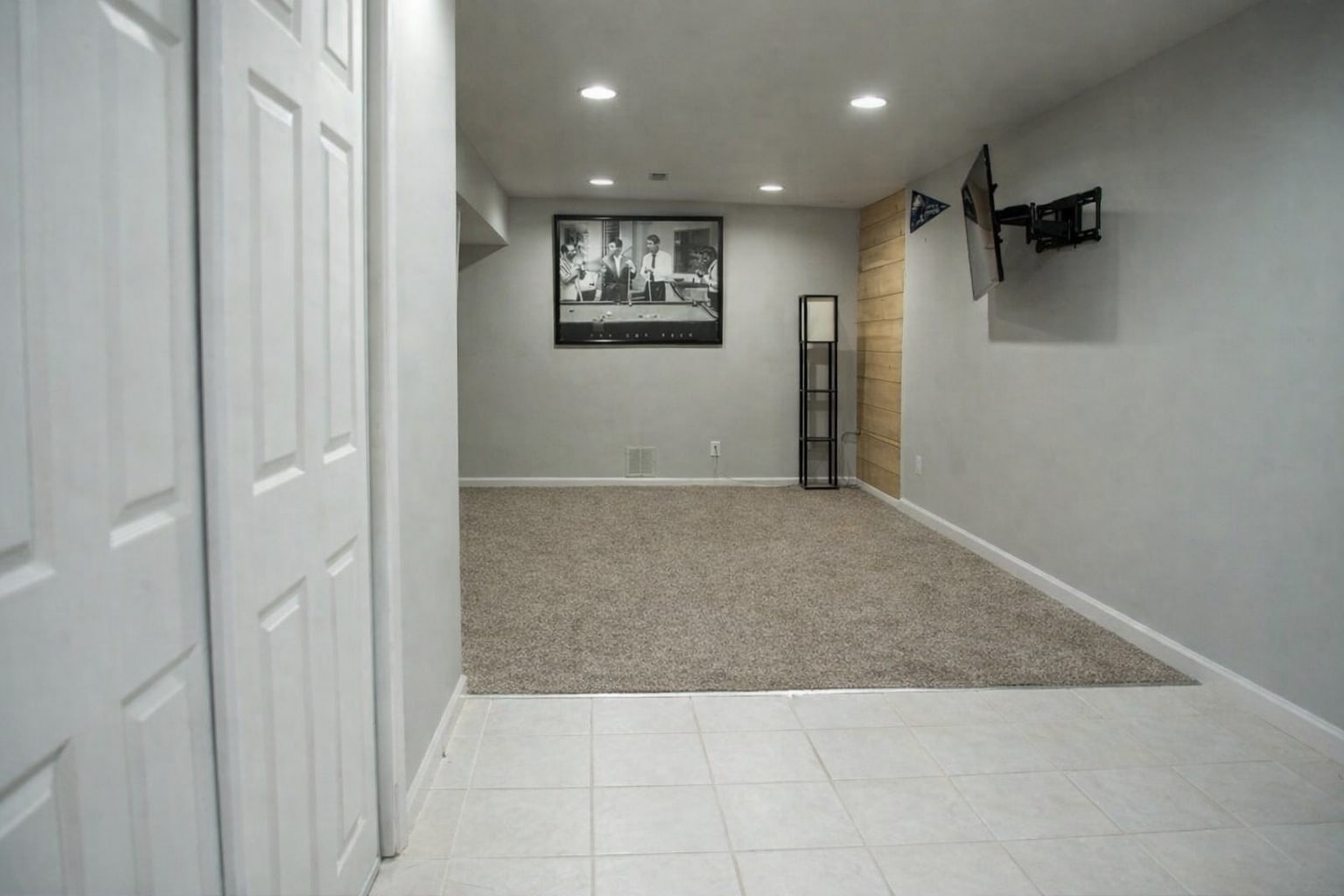 Finished basement - 1623 Swain St