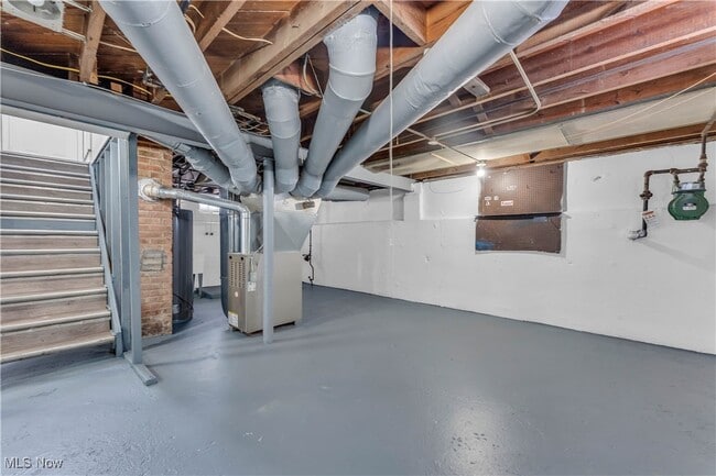 Building Photo - 15304 Benhoff Dr