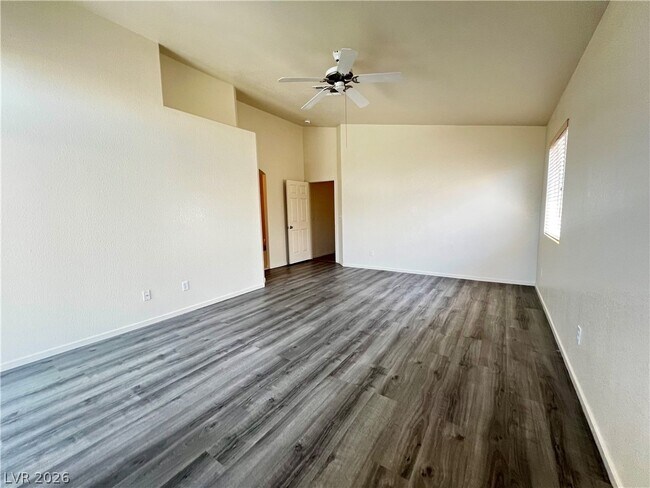 Building Photo - 7100 Village Shore Ct