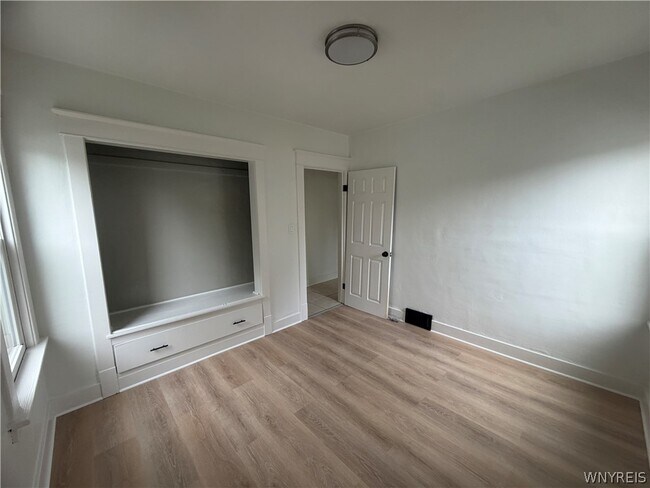 Building Photo - 73 Hedwig Ave