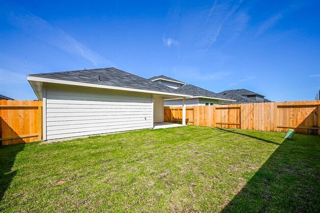 Building Photo - 16738 Paintbrush Holw Ln