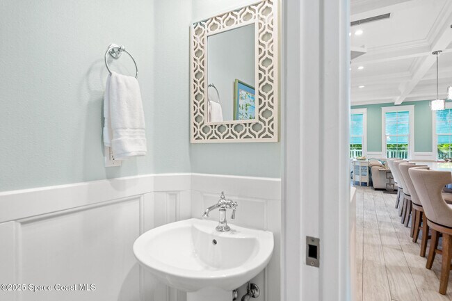 Building Photo - 14 Cottage Ct