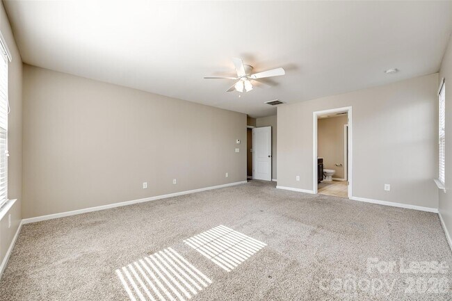 Building Photo - 3000 Sewee Ln
