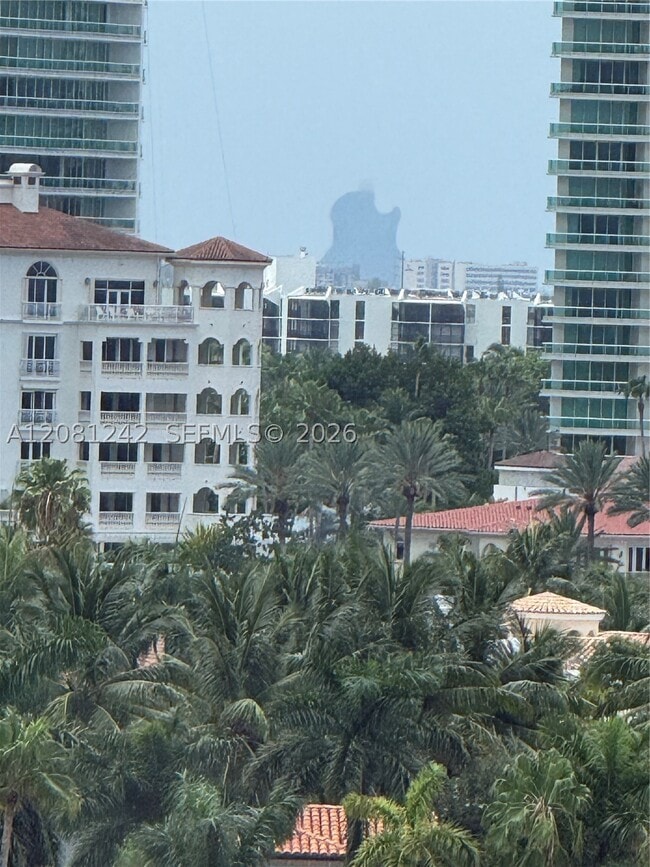Building Photo - 19201 Collins Ave
