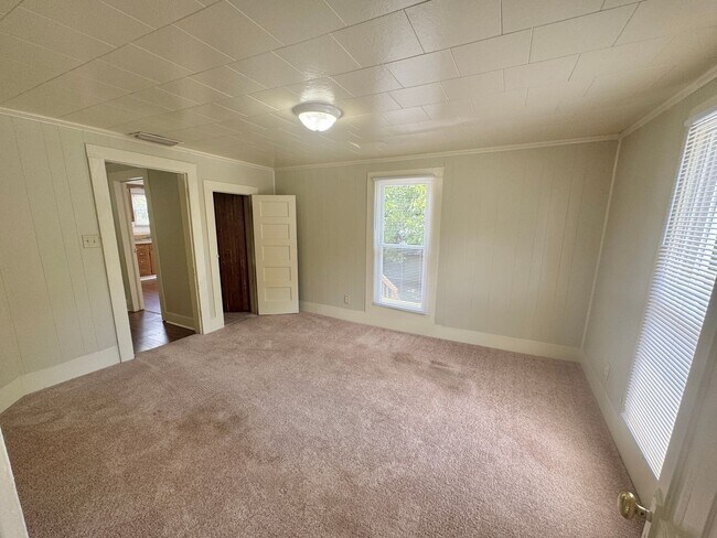 Building Photo - 537 Stockton St