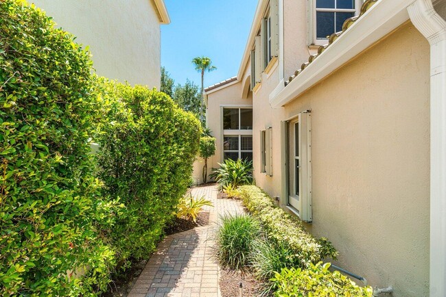 Building Photo - 130 Sunset Cove Ln