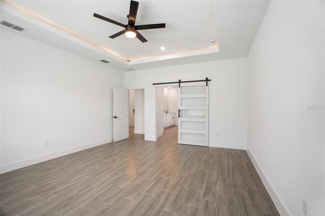 Building Photo - 24419 SW Kingsway Cir