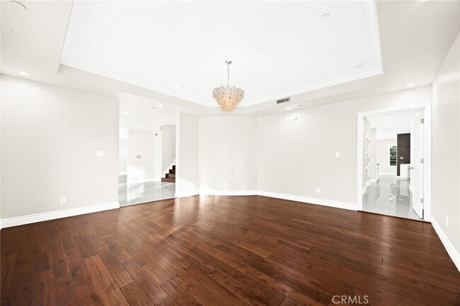 Building Photo - 416 N Altura Rd