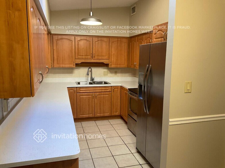 Building Photo - 115 Ruby Cir