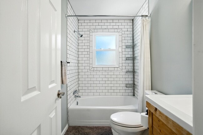 Building Photo - 6314 Richmond Pl