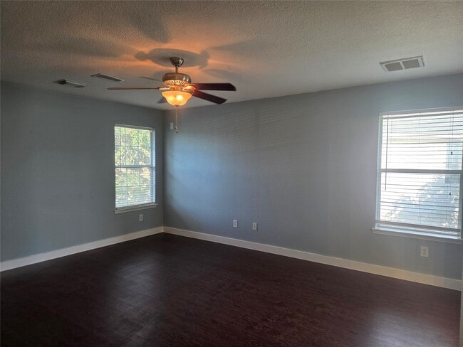 Building Photo - 9526 Heflin Colony Dr