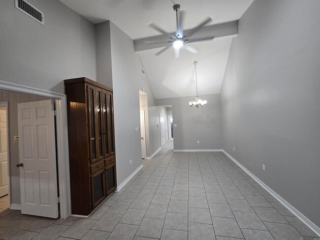 Building Photo - 225 Ocean Dr