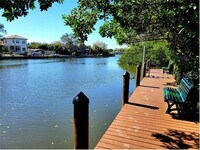 Building Photo - 850 S Tamiami Trl