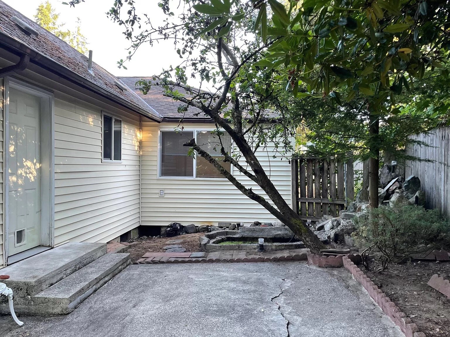 Patio - 1816 N 145th St