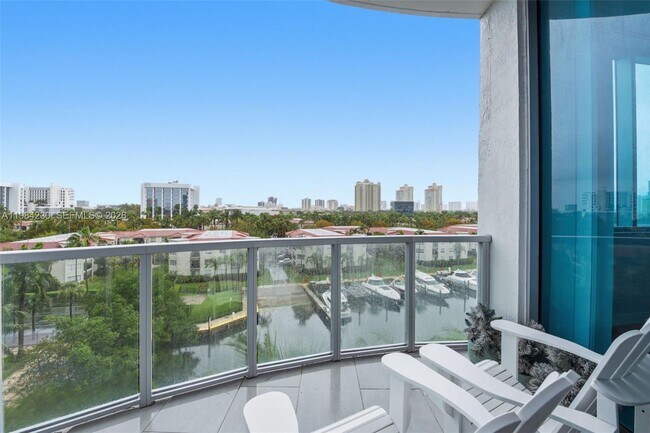 Building Photo - 3029 NE 188th St