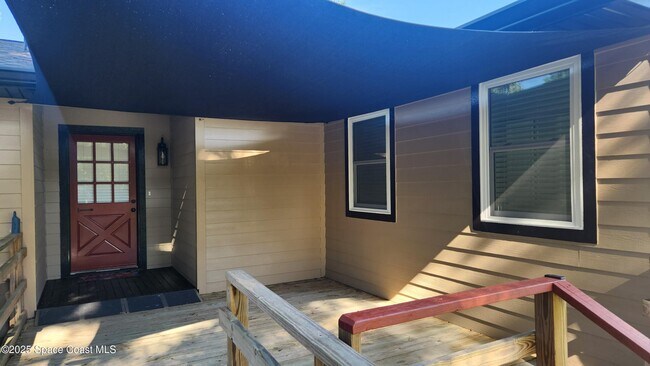 Building Photo - 3900 Ocala St
