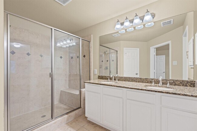 Building Photo - 1209 N Bishop Ave