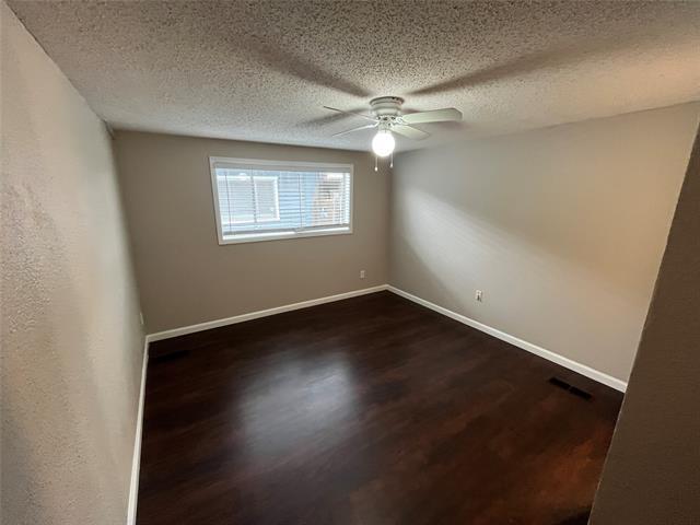 Building Photo - 2442 SE 14th St