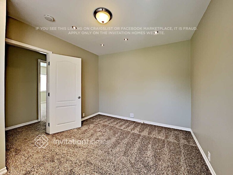 Building Photo - 1838 W 82nd St