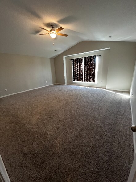 Building Photo - 202 Clover Meadow Ln