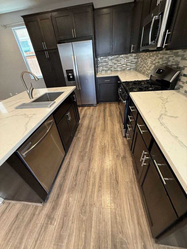 Building Photo - Beautiful Newer Two Story Home in The Gated Community of HG Gardens