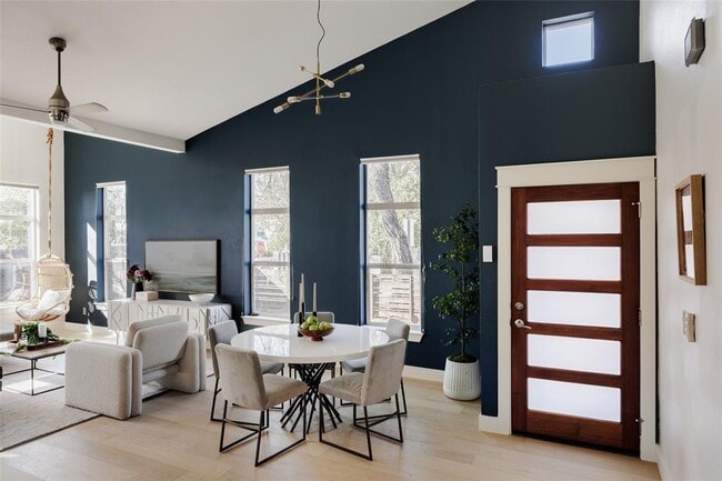 Building Photo - 1205 McKinley Ave