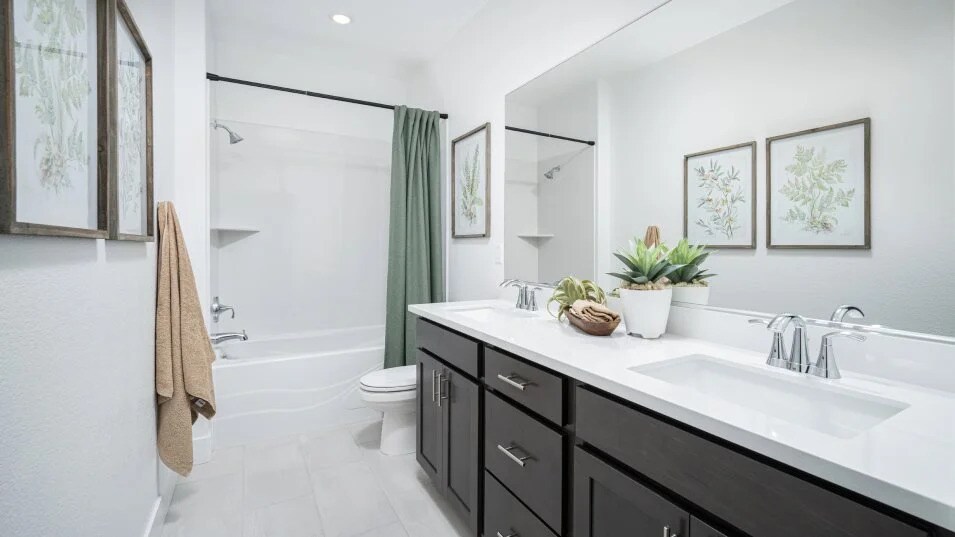 Bath Room 1 - 3475 Williamson Dr