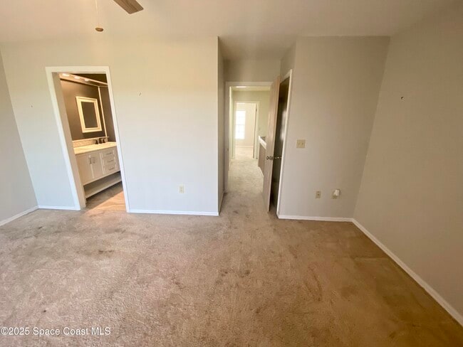 Building Photo - 53 Anchor Dr