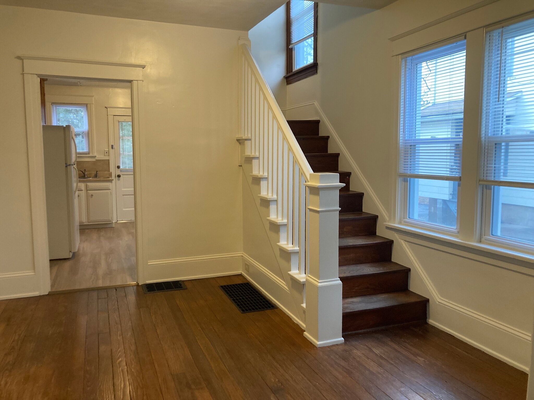 Building Photo - 117 N Montour St