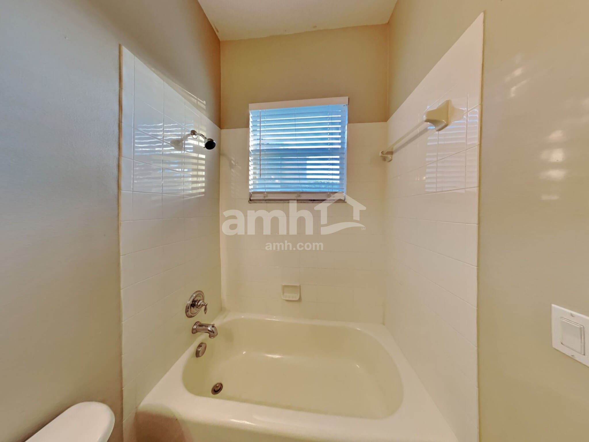 Building Photo - 20052 Bluff Oak Blvd