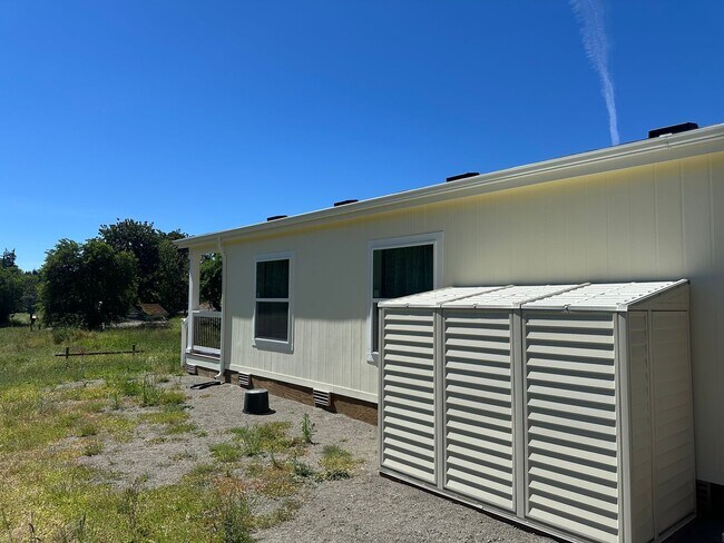 Building Photo - Brand New Single-Wide Home in Peaceful Yelm Setting!