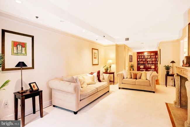 Building Photo - 1155 23rd St NW