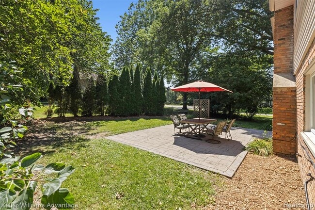 Building Photo - 6711 Woodside Trail