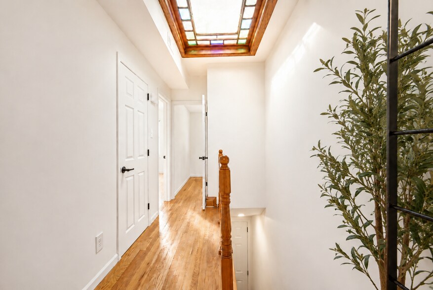 Building Photo - 8563 102nd St