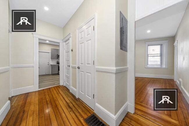 Building Photo - 2 bedroom in Brighton MA 02135