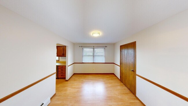 Building Photo - 816 Pearson Cir