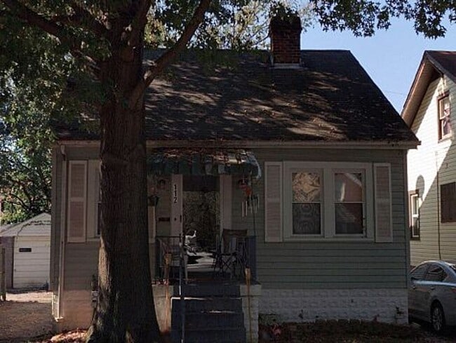 Primary Photo - Lovely house for rent