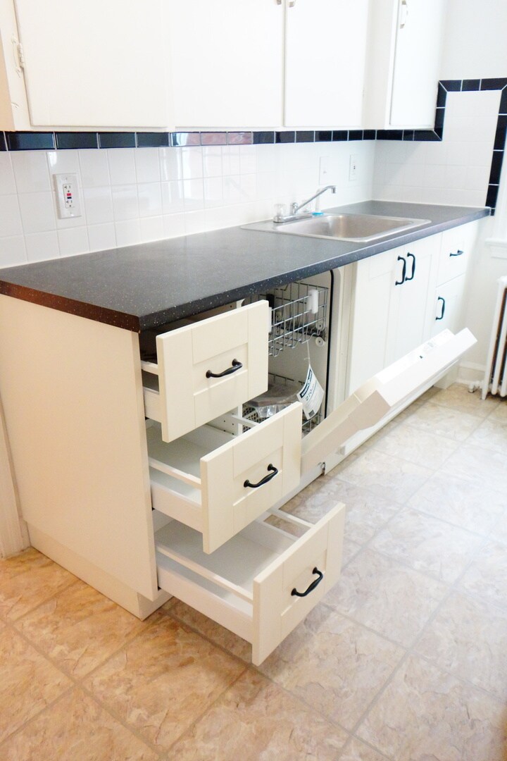 Building Photo - 812 Greenwood Cir