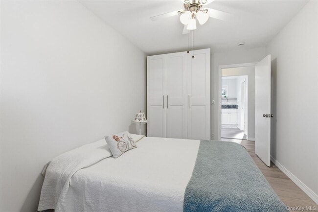 Building Photo - 120 Greenlawn Rd