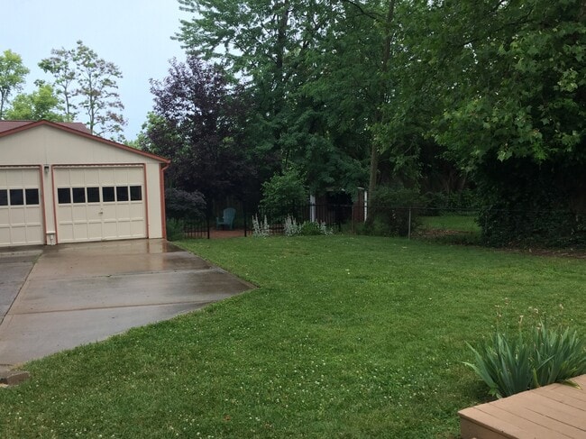 Building Photo - 9490 Wynnecrest Dr