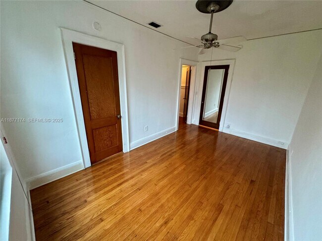 Building Photo - 3224 Biscayne Blvd