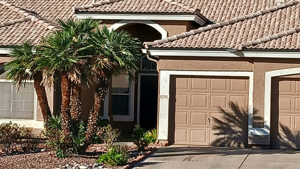 Building Photo - 792 N Lisbon Dr