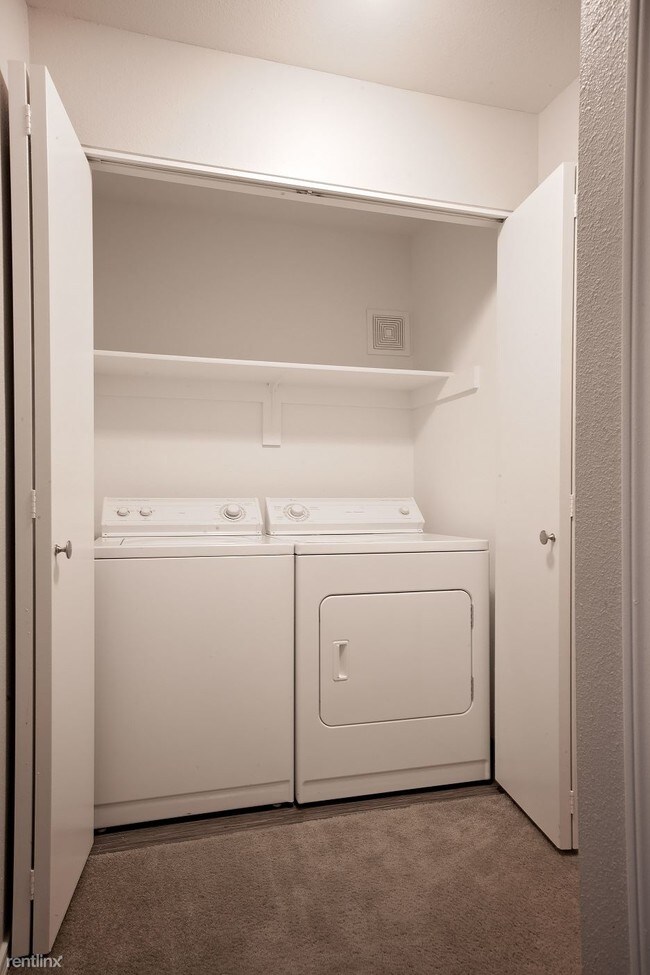Building Photo - 1 br, 1 bath Apartment - Hanover