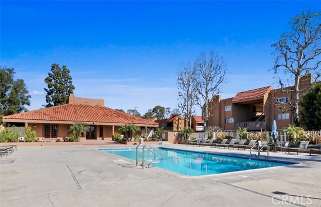 Building Photo - 6600 Warner Ave