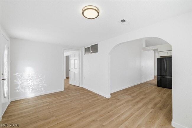 Building Photo - 3869 Birchview Ct